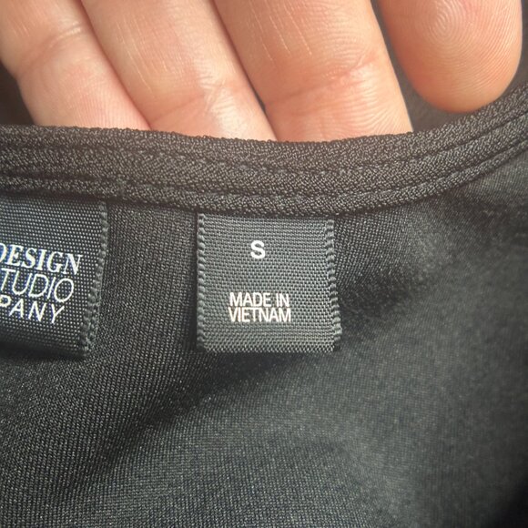 EUC 7th Avenue New York & Co Design Studio Women's Black Blouse Size Small - Picture 7 of 11